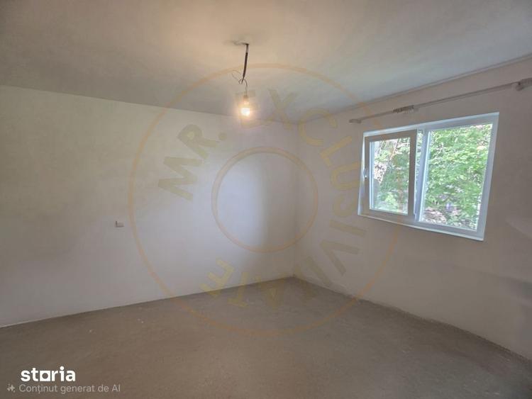 Casă cu 2 camere cu Teren 7350 Mp în Valea Vinului
