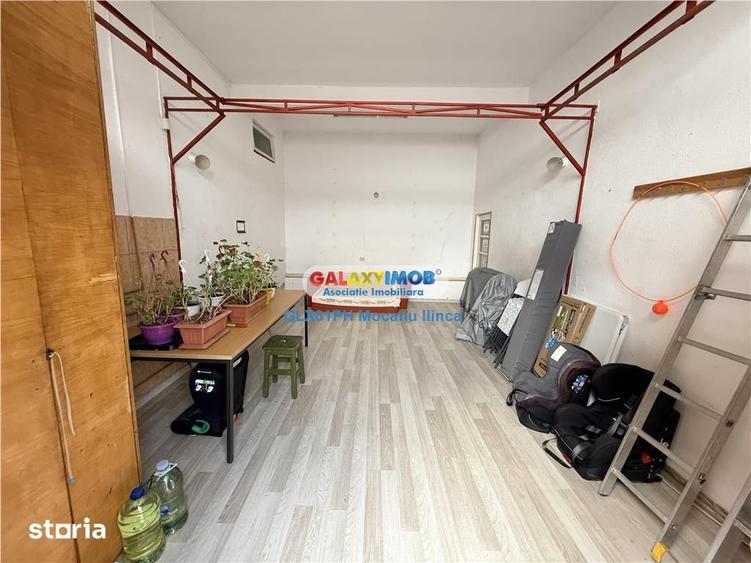 Casă cu 7 camere cu Teren 400 Mp în Republicii