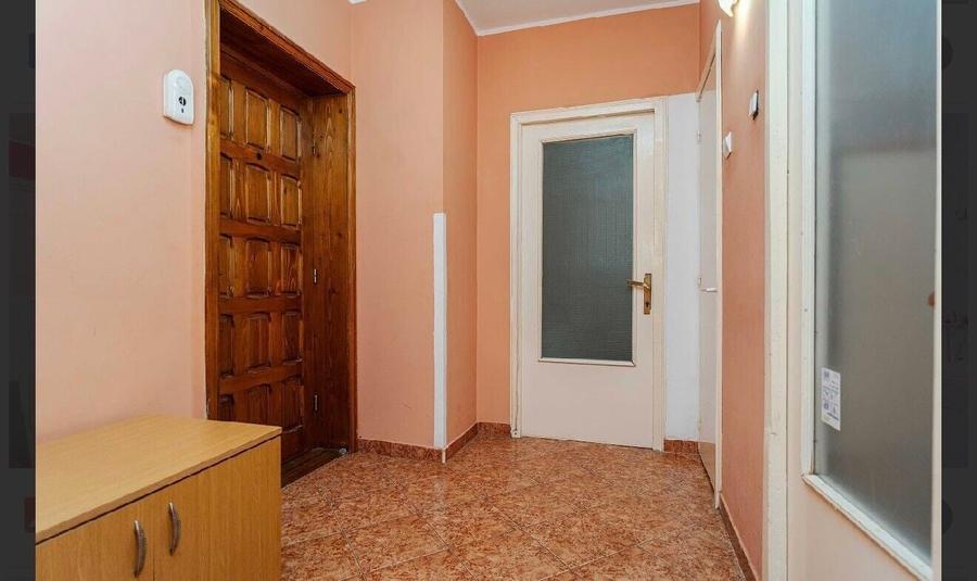 Apartament cu 3 camere decomandat, mobilat în Păcurari