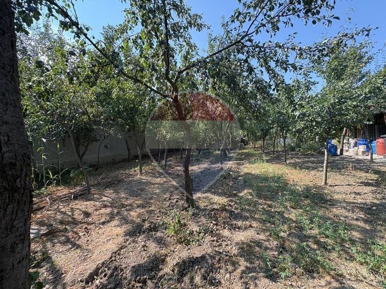 Teren Construcții intravilan de 672 mp, în Sud-Est