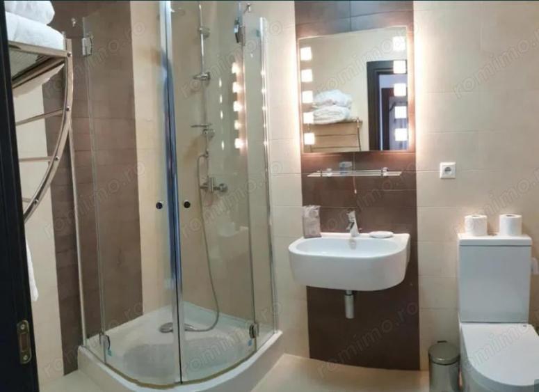Garsonieră decomandată în Central