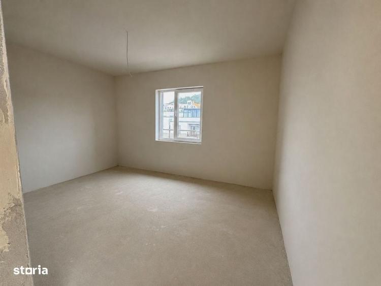 Apartament cu 3 camere în Florești
