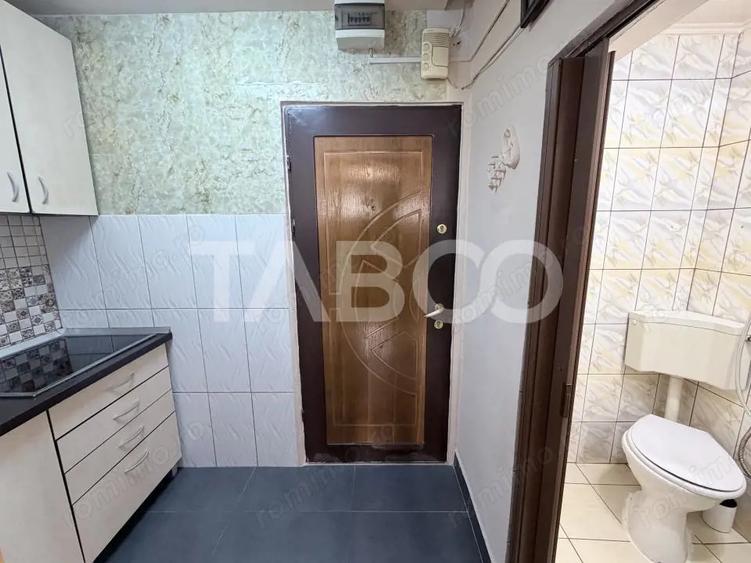 Garsonieră decomandată, mobilată în Broscărie