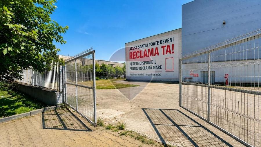 Spațiu comercial, de 250 mp, în Tractorul