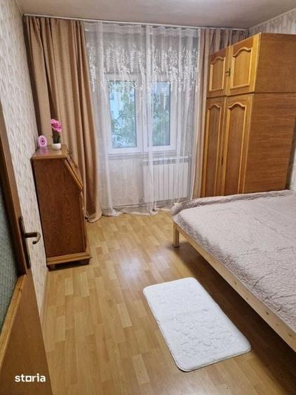 Apartament cu 3 camere decomandat în Traian