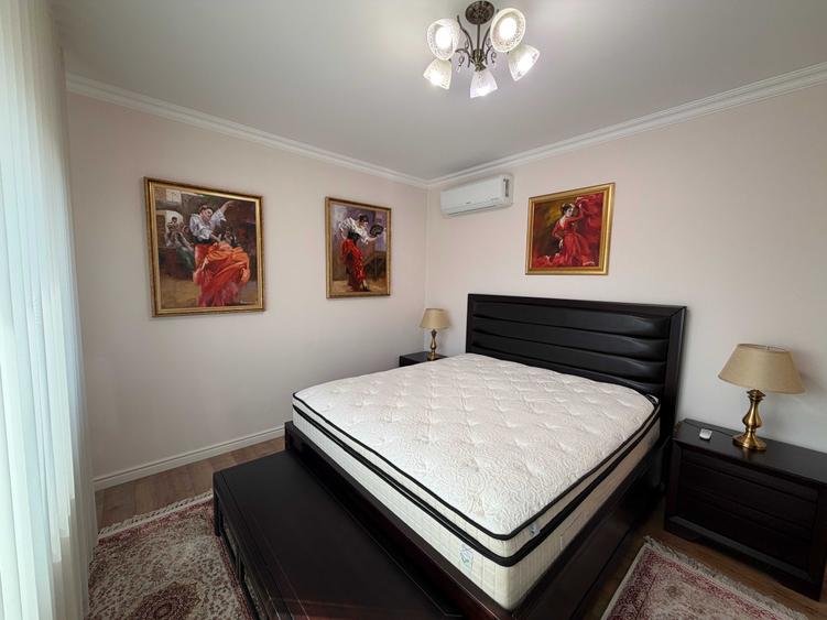Apartament cu 3 camere decomandat, mobilat în Victoriei