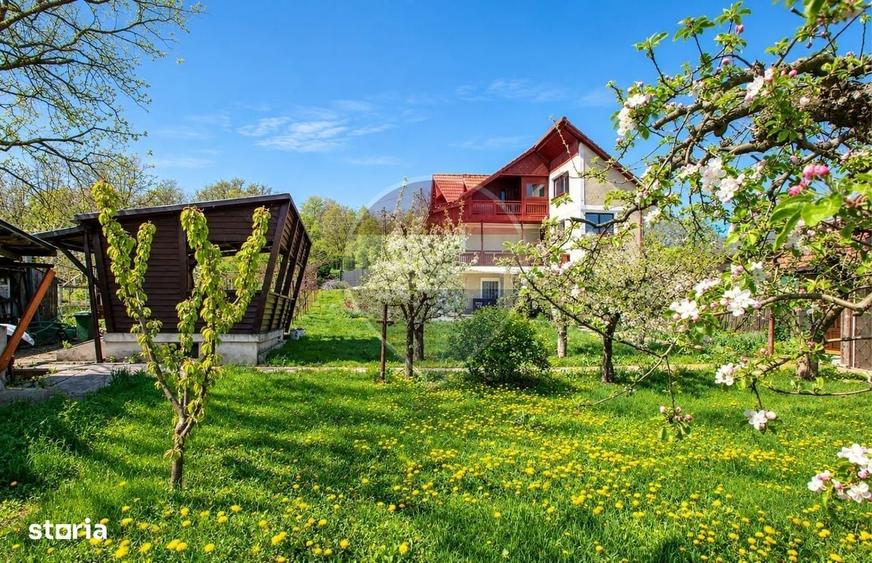 Casă cu 3 camere cu Teren 1251 Mp în Săucești
