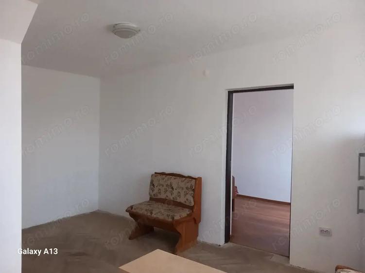 Apartament cu 2 camere semidecomandat în Micro 14