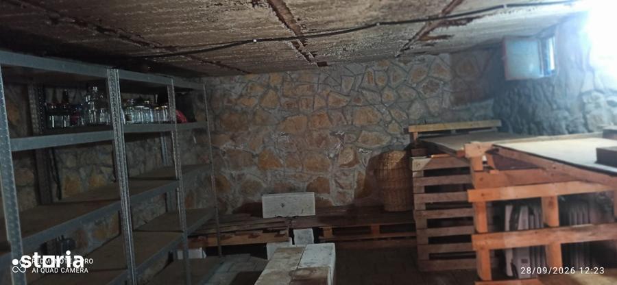 Casă cu 4 camere cu Teren 2259 Mp în Ghioroc