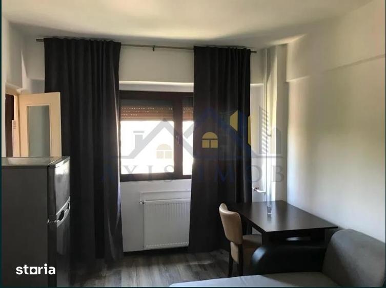 Garsonieră decomandată, mobilată în Unirii Sud