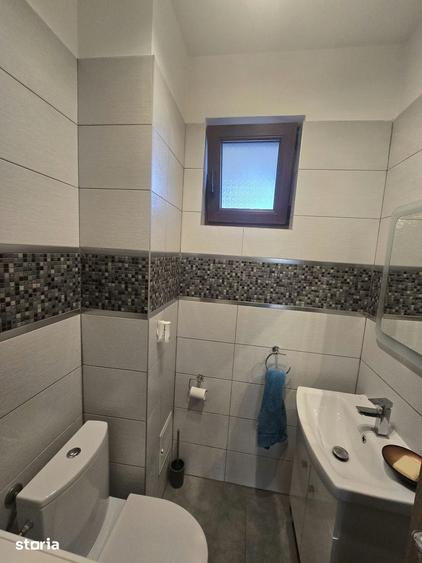 Apartament cu 4 camere în Burdea
