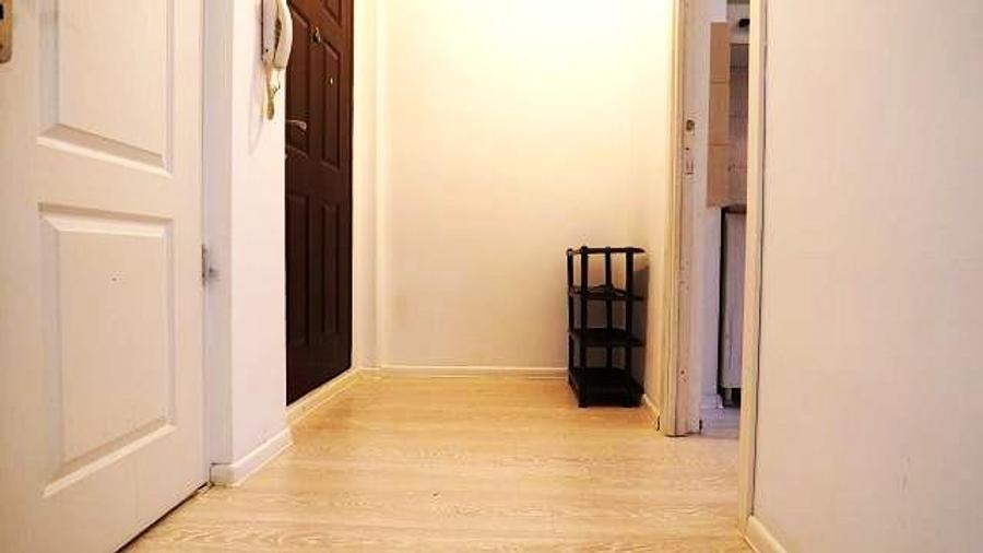 Apartament cu 2 camere semidecomandat în Aleea Trandafirilor