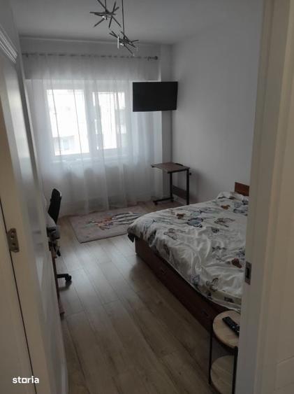 Apartament cu 3 camere, mobilat în Ultracentral