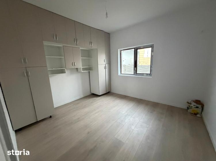 Casă cu 3 camere cu Teren 300 Mp în Central