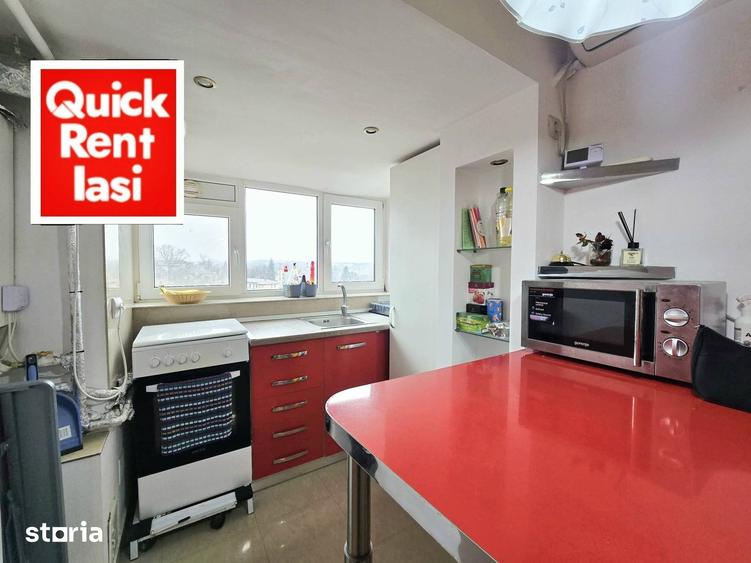 Apartament cu 3 camere în Podu Roș