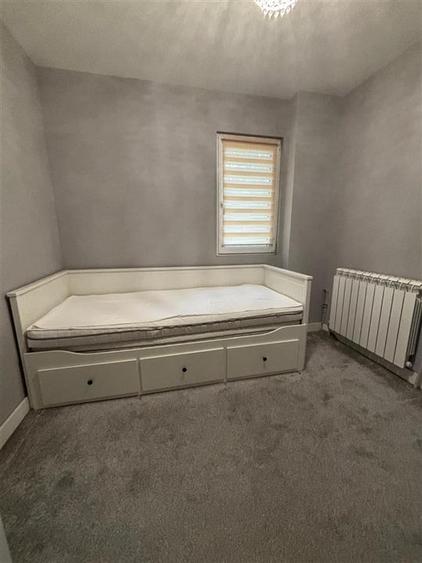 Apartament cu 3 camere decomandat, mobilat în Podu Roș