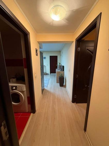 Apartament cu 2 camere decomandat în Exterior Vest