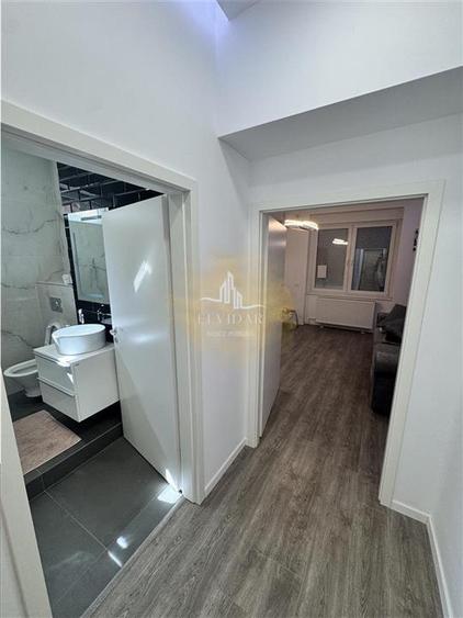 Apartament cu 3 camere circular, mobilat în Take Ionescu