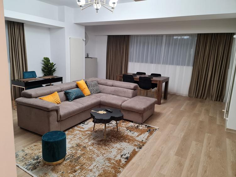 Apartament cu 2 camere decomandat, mobilat în Faleza Nord