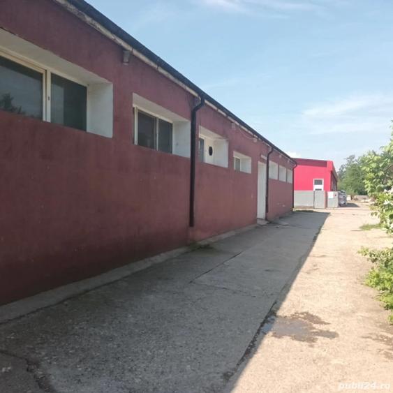 Spațiu comercial, de 1,500 mp, în Republicii