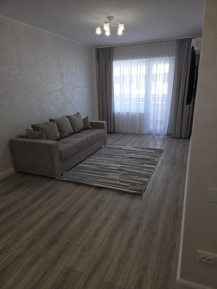Apartament cu 2 camere decomandat în Cârlig