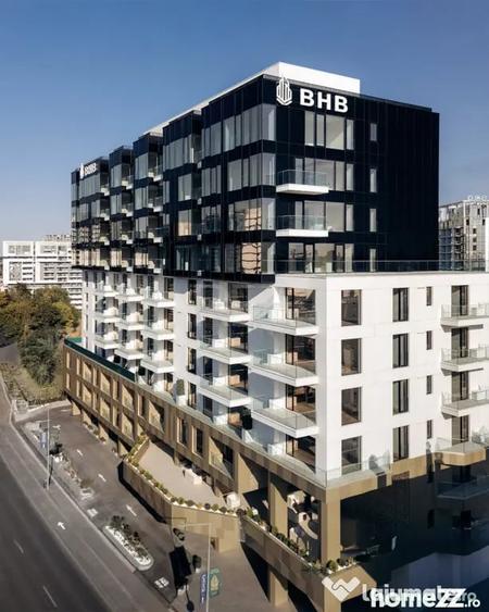 Apartament cu 3 camere semidecomandat în Aviației