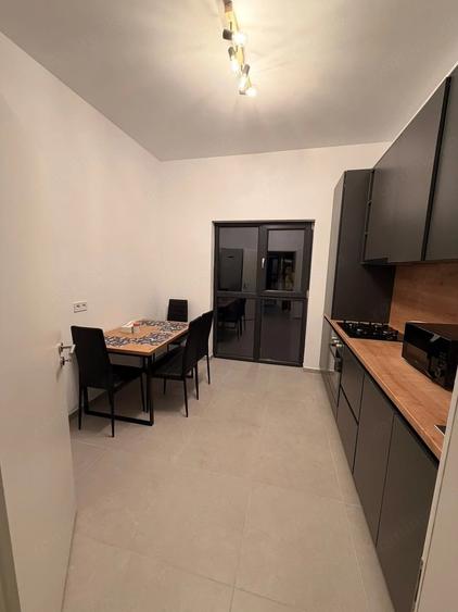 Apartament cu 2 camere decomandat în Sânpetru