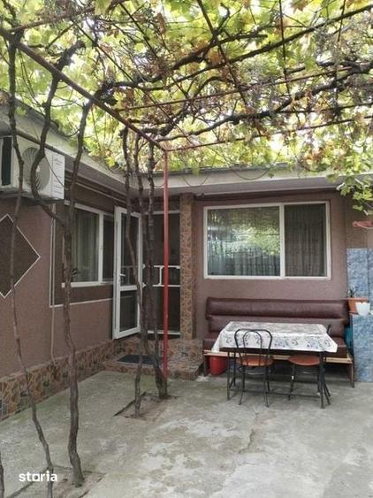 Casă cu 3 camere cu Teren 100 Mp în Central