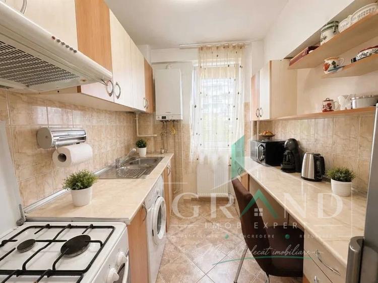 Apartament cu 2 camere semidecomandat, mobilat în Gheorgheni