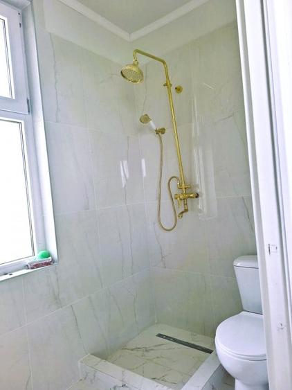 Casă individuală cu 4 camere cu Canalizare în Câmpenești