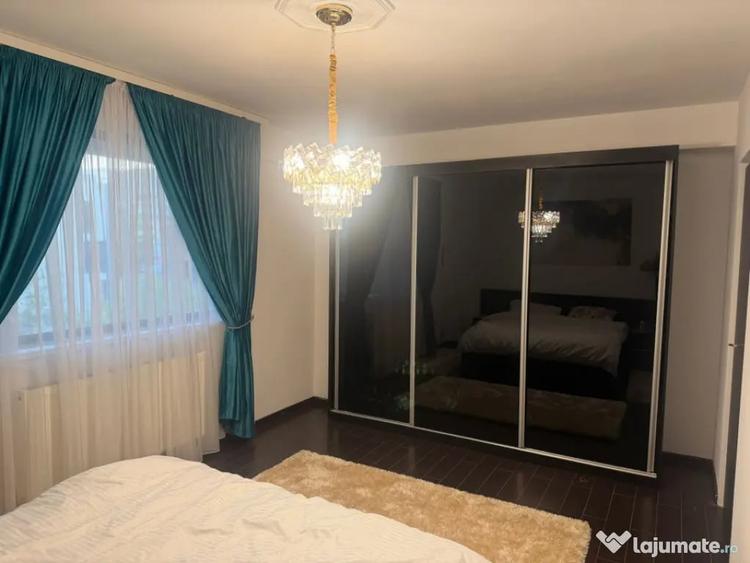 Apartament cu 3 camere decomandat în 1 Mai