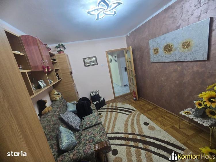 Apartament cu 3 camere decomandat în Nord