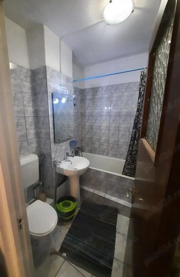 Apartament cu 2 camere semidecomandat în Apusului