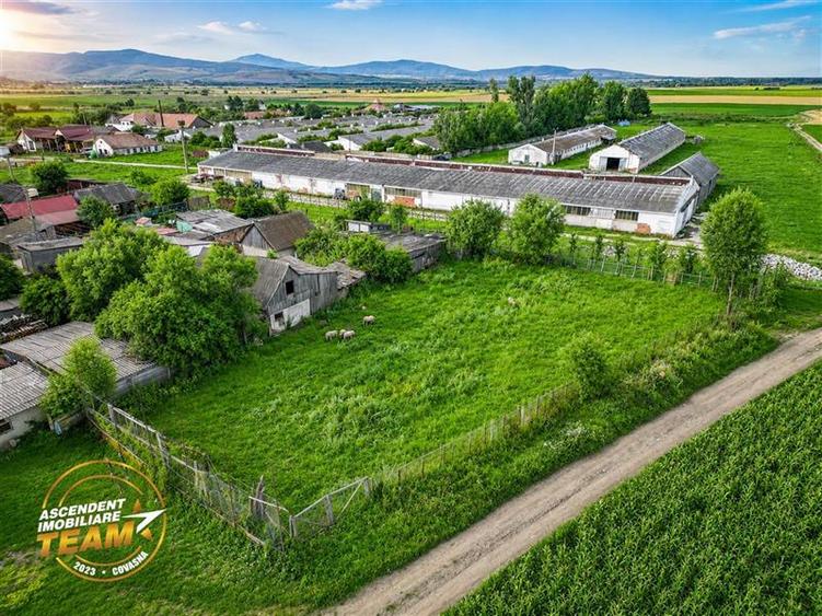 Apartament cu 2 camere decomandat, mobilat în Leț