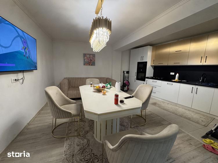 Apartament cu 3 camere în 13 Septembrie