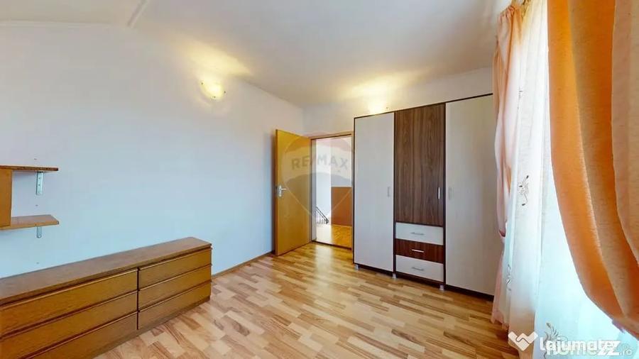 Casa individuala de vanzare | P+E+M | Central | Cristian - 15