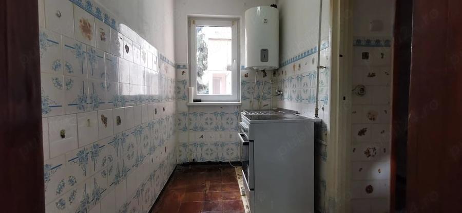 Apartament cu 3 camere decomandat în Exterior Sud