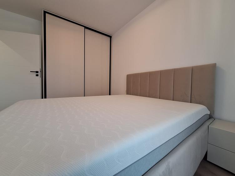 Apartament cu 2 camere decomandat, mobilat în Aradului