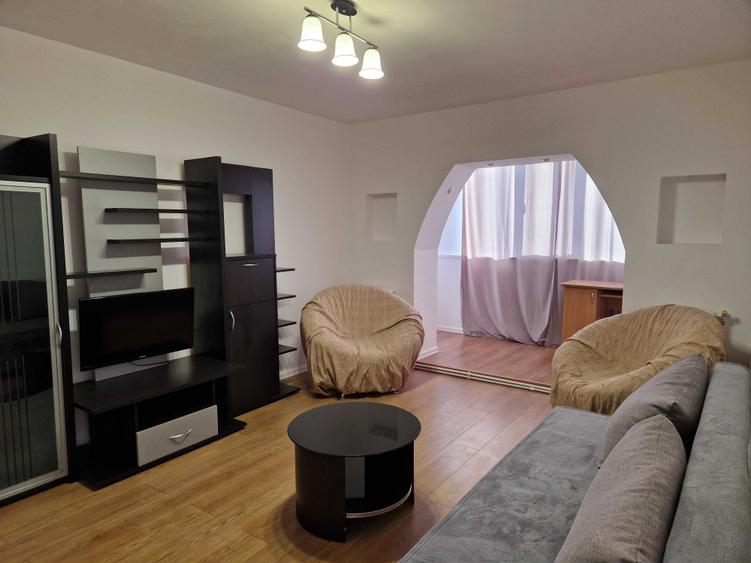 Apartament cu 2 camere decomandat în Tineretului