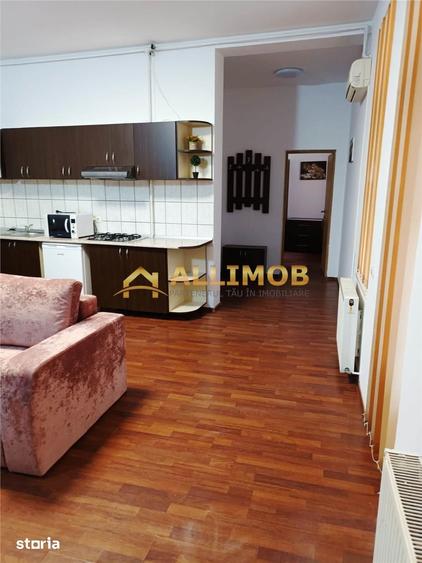 Apartament cu 2 camere semidecomandat, mobilat în Ultracentral