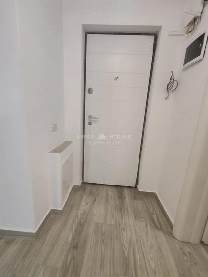 Apartament cu 2 camere decomandat în Parcul Carol