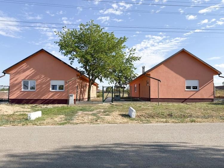 Casă individuală cu 5 camere cu Garaj în Firiteaz