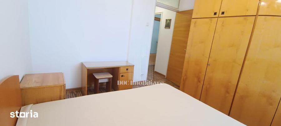 Apartament cu 2 camere semidecomandat, mobilat în 13 Septembrie