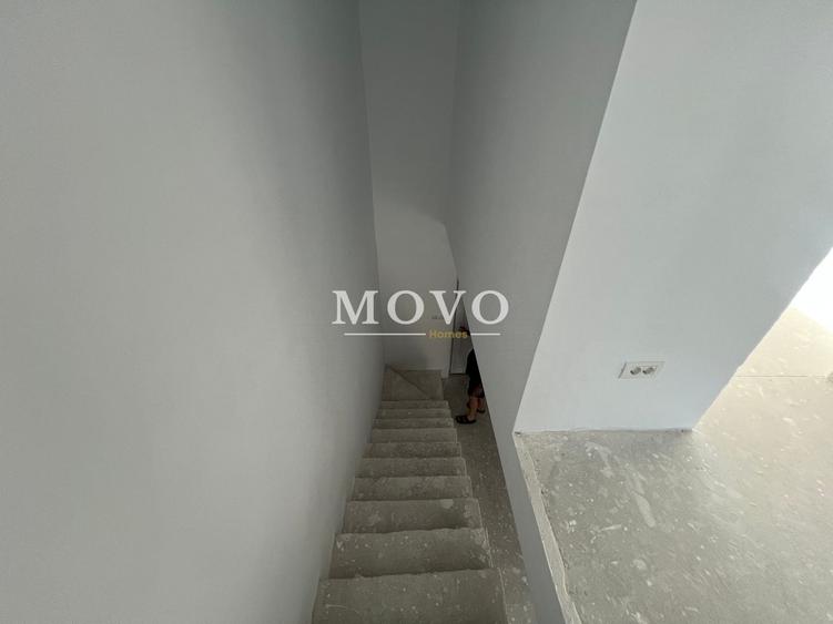 Duplex cu 4 camere cu Teren 300 Mp în Giroc