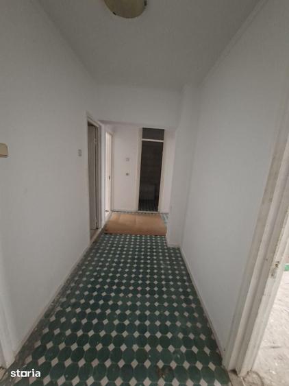 Apartament cu 3 camere în Coiciu
