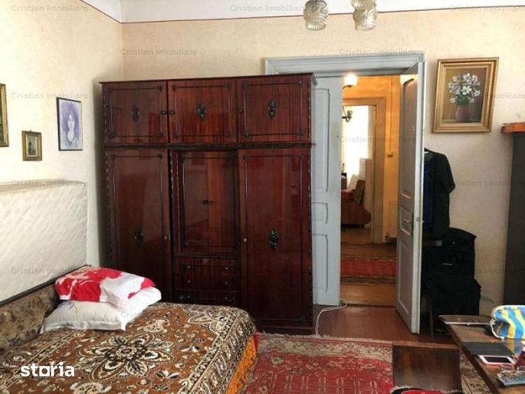 Casă cu 4 camere cu Teren 500 Mp în Central