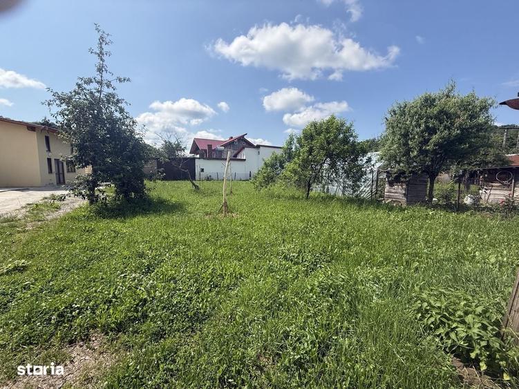 Casă cu 3 camere cu Teren 813 Mp în Adunați