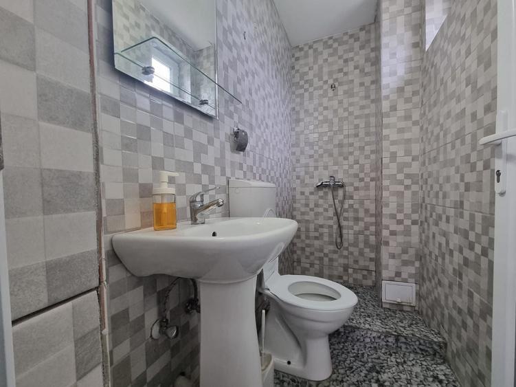 Casă cu 7 camere cu Canalizare în Exterior Nord