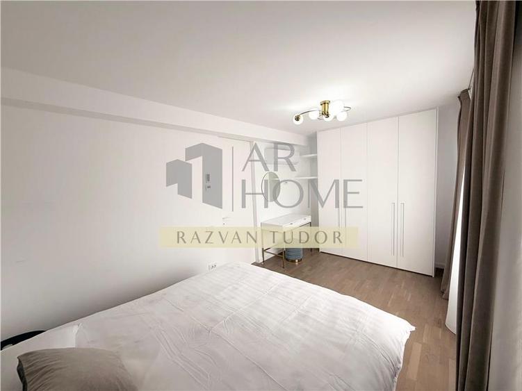 Apartament cu 2 camere decomandat, mobilat în P-ța Mihai Viteazu