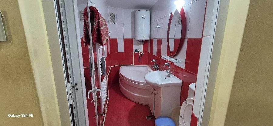 Apartament cu 2 camere decomandat în Exterior Vest